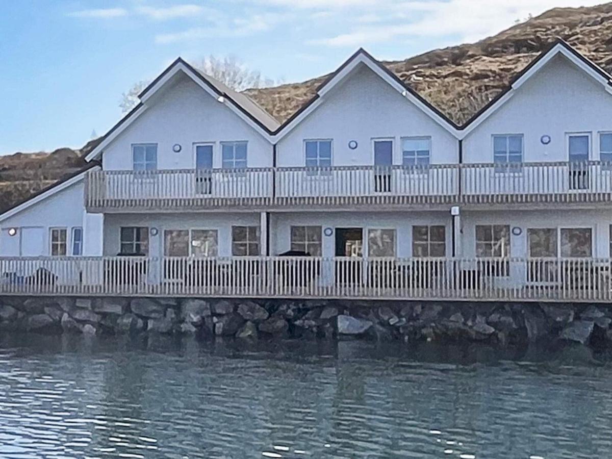 6 Person Holiday Home In Kverva Dyrvik Kültér fotó